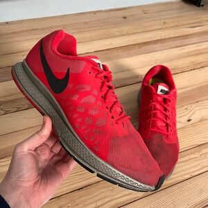 Nike Zoom Running Shoes Red Black Men's Size 11 Athletic Sneakers comfort gym